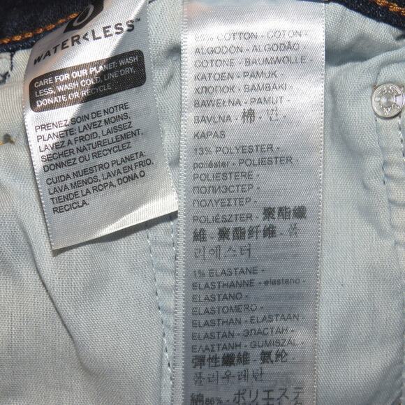 Levi’s Distressed Ribcage Straight Ankle Jeans - Picture 11 of 13